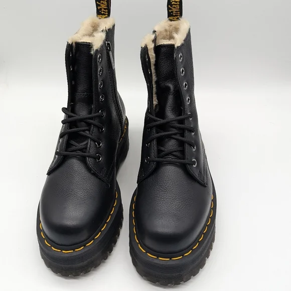 NWOB DR. MARTENS Jadon FL 8 Eye Boots - Picture 7 of 14